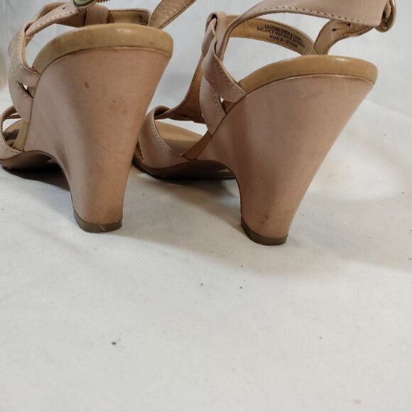 Born Crown Myndy Wedge Sandal; Pink/Blush Leather - Picture 7 of 9